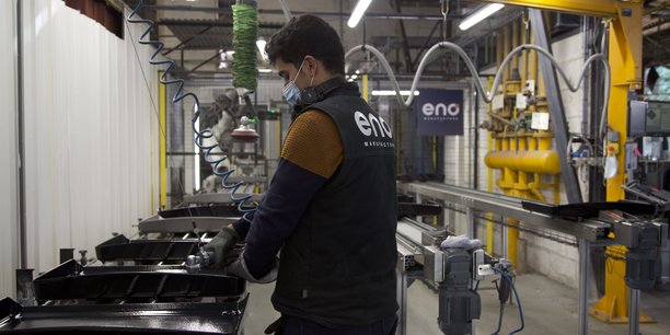 L'atelier émaillage de l'entreprise Eno à Niort, spécialiste des appareils de cuisson à bord des bateaux et des planchas.