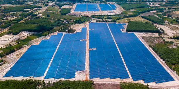 Alors que Qair porte des projets dans plusieurs pays à travers le globe comme ici, au Vietnam, le producteur d'énergies renouvelables (ENR) indépendant compte également produire, à horizon 2026, plus de 500 mégawatts par an en Auvergne Rhône-Alpes. Près de 450 mégawatts d'énergie photovoltaïque seraient ainsi en développement actif.