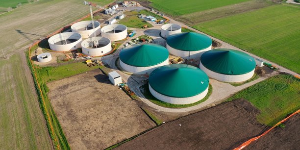 A partir de la méthanisation de déchets, Belenergia compte à terme produire aussi du gaz naturel liquéfié (GNL) pour alimenter les flottes de poids lourds. Ici, l'unité de Candela en Italie.