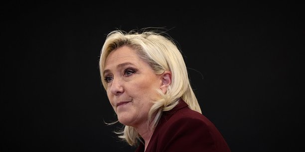 Une grande partie des mesures socio-fiscales proposées par Marine Le Pen en faveur du pouvoir d'achat sont contestées de toutes parts. Il apparaît que beaucoup de mesures favorisent en fait davantage les ménages aisés que les plus modestes. Jusqu'au second tour de l'élection présidentielle prévu dimanche prochain, les deux candidats vont s'affronter sur le pouvoir d'achat.