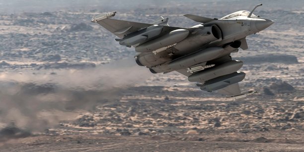 Le montant des deux contrats est vertigineux : 14 milliards pour les 80 Rafale au standard F4 fabriqués par Dassault Aviation et 2 milliards pour les armements fournis par MBDA.