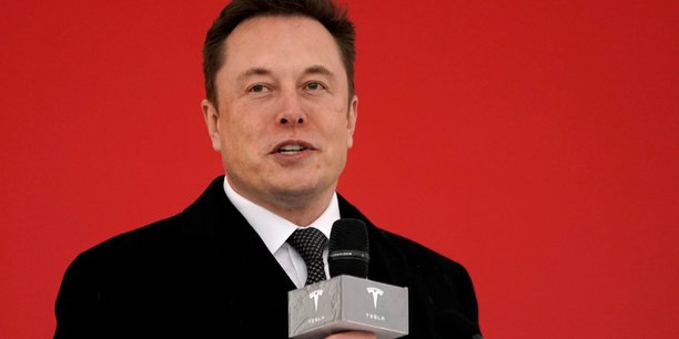 Elon Musk conservait, à l'issue de l'opération, un peu plus de 168 millions de titres de Tesla, via un trust.