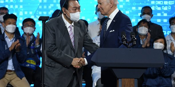 Biden et yoon prets a renforcer leur cooperation economique[reuters.com]