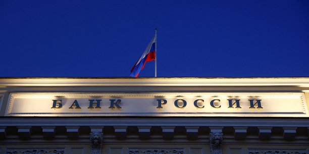 La banque centrale de russie abaisse son taux directeur a 11%[reuters.com]