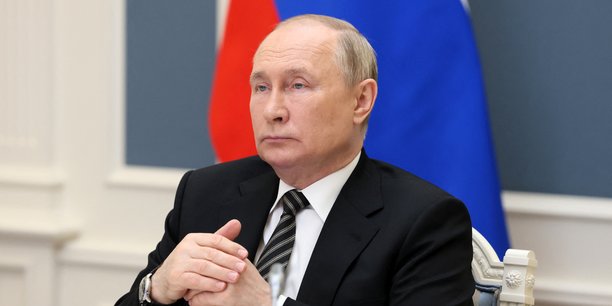 Poutine se dit pret a discuter de la reprise des livraisons de cereales ukrainiennes[reuters.com]