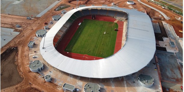 Via sa filiale installée à Abidjan en Côte d'Ivoire, Baudin Chateauneuf a gagné en cinq ans plusieurs marchés comme le toit du futur stade de la capitale, Yamoussoukro (photo). Réalisé par Vinci, l'équipement de 20.000 places accueillera plusieurs matches de la Coupe d'Afrique en 2023.