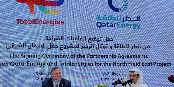 Patrick Pouyanné, PDG de TotalEnergies et le ministre qatari de l'Energie, Saad Sherida Al-Kaabi.