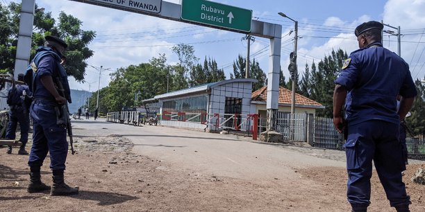 La rd congo ferme sa frontiere avec le rwanda apres la mort d'un soldat[reuters.com]