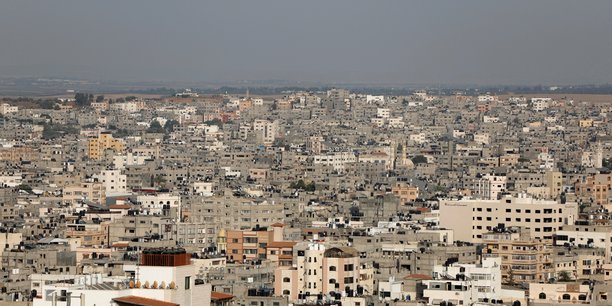 Frappes aeriennes israeliennes a gaza apres un tir de roquette[reuters.com]
