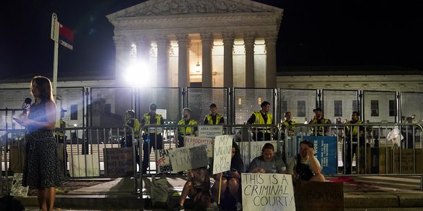 Etats-unis: manifestations devant la cour supreme apres la revocation du droit a l'avortement[reuters.com]