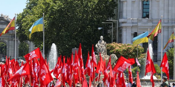 Manifestations a madrid contre le sommet de l'otan de mardi et mercredi[reuters.com]