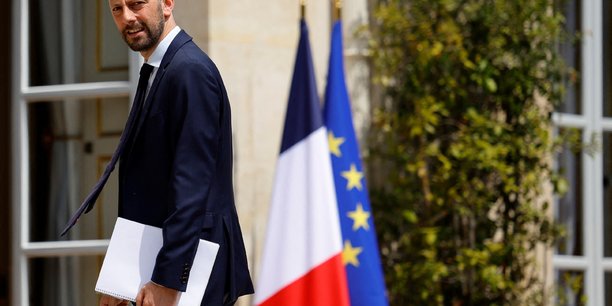 France: vers une revalorisation de 3,5% du point d'indice au 1er juillet[reuters.com]