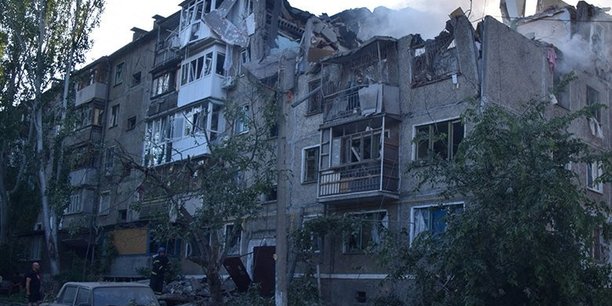 Ukraine: trois morts a mykolaiv apres un tir de missile russe[reuters.com]