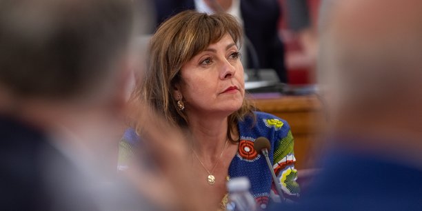 Carole Delga regrette la décision de la direction de Bosch de stopper le projet de diversification vers l'hydrogène pour l'usine de Rodez.