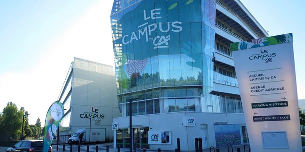 Lla création du Campus by CA à Nantes a permis de regrouper l'ensemble des  quatorze expertises du Crédit Agricole Atlantique Vendée.