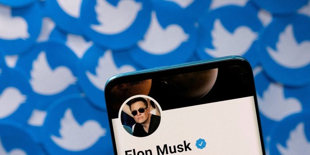 Twitter et Elon Musk se sont lancés dans une bataille juridique autour de l'accord de rachat du réseau social pour 44 milliards de dollars.