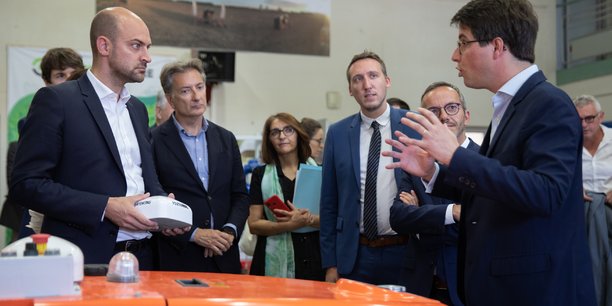 Jean-Noël Barrot, le ministre délégué chargée du Numérique et des Télécommunications était à Toulouse, mercredi 13 juillet, pour rendre visite à Agreenculture et son CEO Christophe Aubé (à droite).