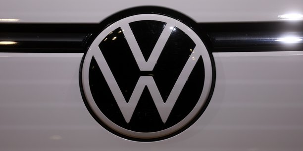 Un véhicule Volkswagen.
