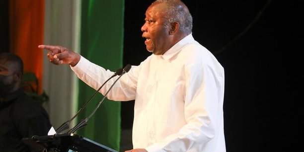Cote d'ivoire: l'ancien president laurent gbagbo gracie par alassane ouattara[reuters.com]
