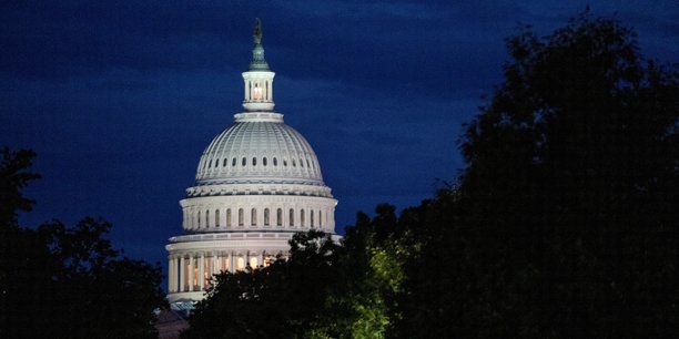 Etats-unis: le senat adopte un plan a $430 mds pour la sante et le climat[reuters.com]