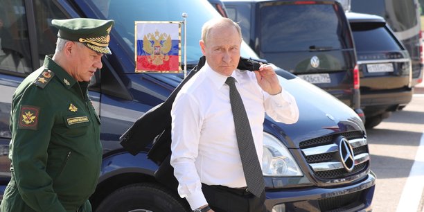Poutine vante l'armement russe malgre les revers de ses troupes en ukraine[reuters.com]