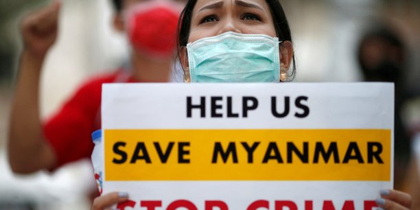 Visite en birmanie de l'emissaire de l'onu sur fond de deterioration de la situation[reuters.com]
