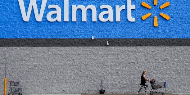 Walmart s'attend a une baisse plus faible de son benefice annuel, les promotions stimulent ses ventes au 2e trimestre[reuters.com]