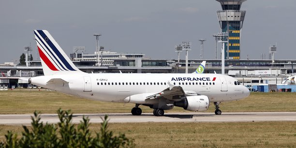 Les avions d'Air France vont laisser la place à ceux de Transavia à Orly.