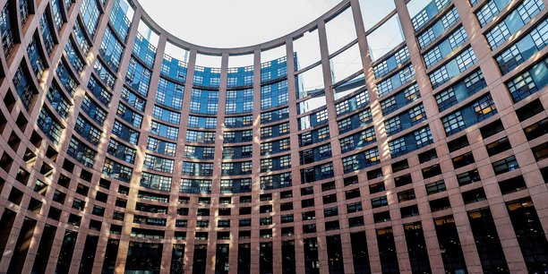 Le parlement europeen coopere dans l'enquete sur l'espionnage d'un depute grec[reuters.com]