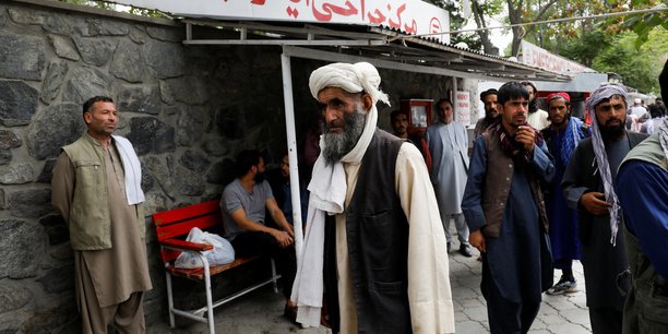 Afghanistan: l'explosion de mercredi dans une mosquee de kaboul a fait 21 morts[reuters.com]