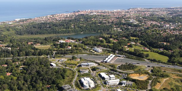 Face au manque de foncier et d'immobilier d'entreprises, la Communauté d'agglomération du Pays basque sonne la mobilisation générale.