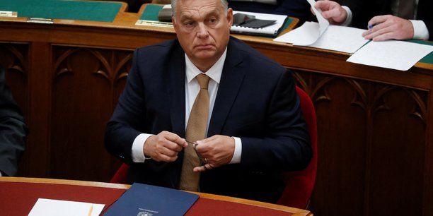 Le parlement hongrois se reunit pour la session d'automne, a budapest[reuters.com]