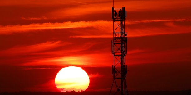 Les opérateurs télécoms européens dépensent aujourd'hui environ 50 milliards d'euros par an dans les réseaux 4G, 5G, et la fibre.