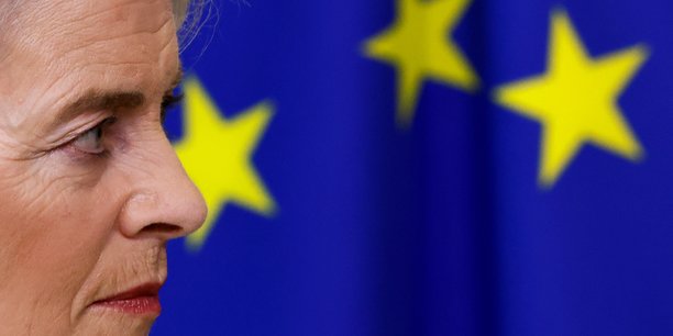 La presidente de la commission europeenne, ursula von der leyen, s'adresse aux medias a bruxelles[reuters.com]