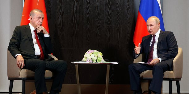Vladimir poutine et tayyip erdogan lors du sommet de l'organisation de cooperation de shanghai (ocs)[reuters.com]