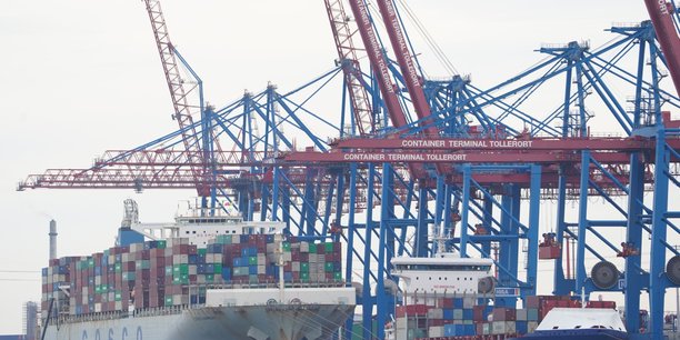 Prise de participation du chinois Cosco dans le port de Hambourg : un compromis trouv  pour viter le pire 