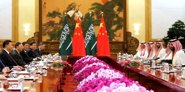 En février 2019, le prince héritier, et aujourd'hui également Premier ministre, Mohammed ben Salmane avait rencontré le président chinois Xi Jinping, à Pékin, lors d'une visite officielle d'une délégation du royaume.