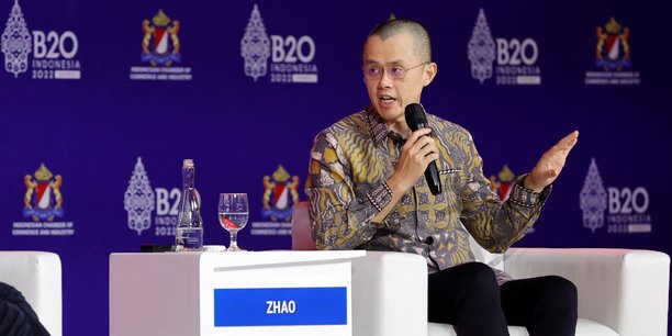 Changpeng Zhao, le PDG de Binance, a appelé à plus de régulation au niveau mondial sur les plateformes d'échange de crypto. (Photo de CZ au sommet du G20 à Bali)