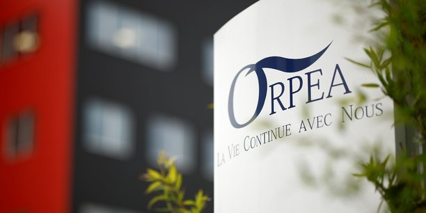 La nouvelle direction d'Orpea a finalement décidé de céder sur ce deuxième point, tout en annonçant vouloir « mettre en œuvre des solutions pour répondre durablement à la problématique des auxiliaires de vie faisant fonction d'aide-soignants ».