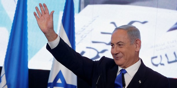 Le chef du likoud, benjamin netanyahu, salue ses partisans lors des elections generales en israel[reuters.com]