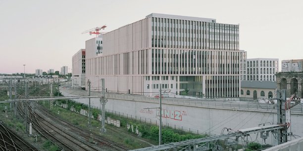 Le nouveau siège régional de la Caisse des dépôts dans le quartier Amédée Saint-Germain à Bordeaux Euratlantique.