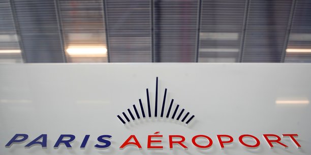 Le logo du groupe adp est visible a l'aeroport d'orly[reuters.com]