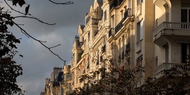Des immeubles d'habitation a paris[reuters.com]