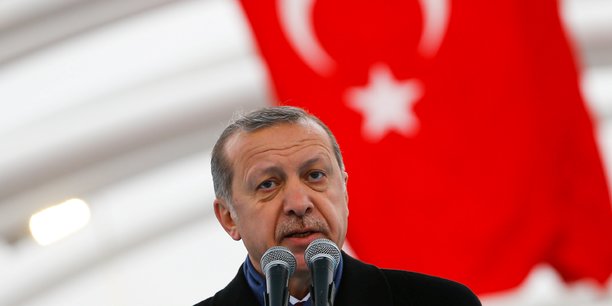 Recep Tayyip Erdogan rêve depuis longtemps d'utiliser la position géographique de la Turquie, aux confins du Moyen-Orient et de l'Europe, pour en faire l'un des principaux centres mondiaux du commerce de l'énergie.