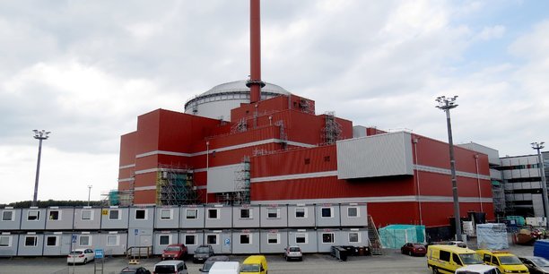 Avec une puissance de 1.600 mégawatts, Olkiluoto 3 est le réacteur nucléaire le plus puissant en opération en Europe et fournit 14% de l'électricité de la Finlande.