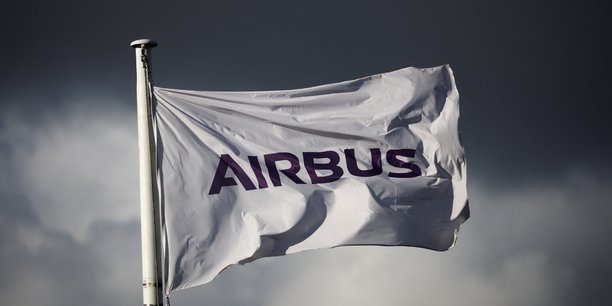 Le logo d'airbus sur un drapeau[reuters.com]