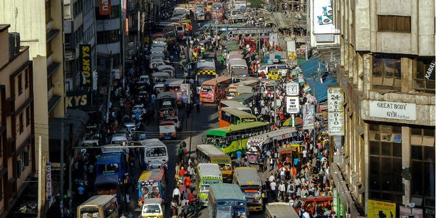Nairobi est l'une des plus grandes villes d'Afrique avec quelque 5 millions d'habitants au recensement de 2019.