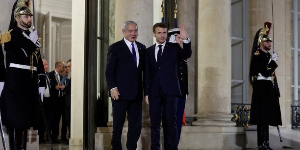 Emmanuel macron rencontre le premier ministre israelien netanyahu a paris[reuters.com]