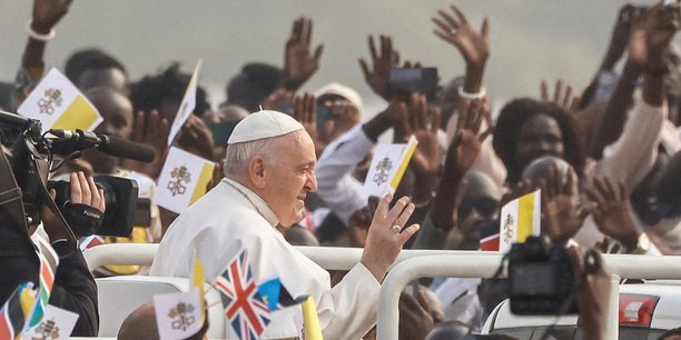 Le pape francois pendant la sainte messe au mausolee de john garang, lors de son voyage apostolique, a juba, sud-soudan[reuters.com]