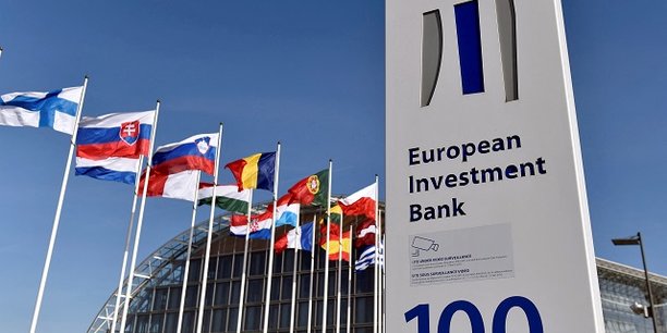 La Banque européenne d'investissement soutient les PME, les ETI et les collectivités sous forme de prêts ou de subventions.